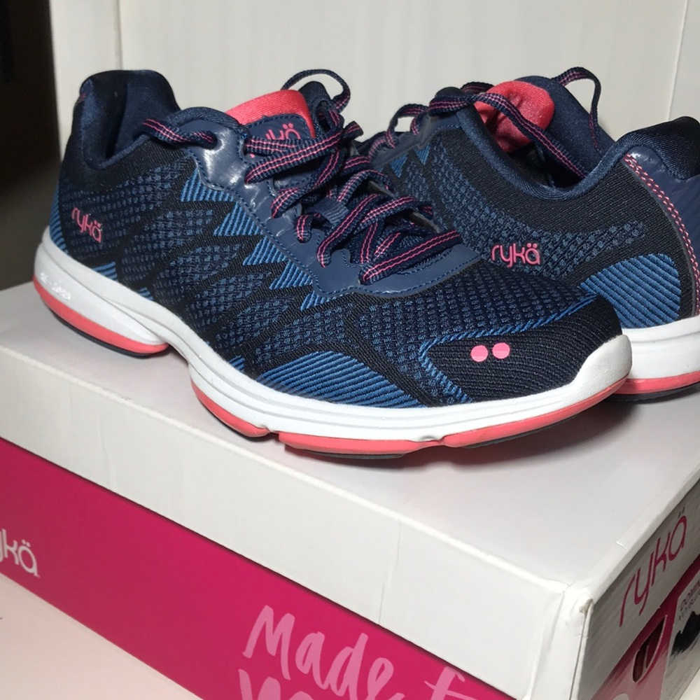 Ryka Dominion Walking Shoe